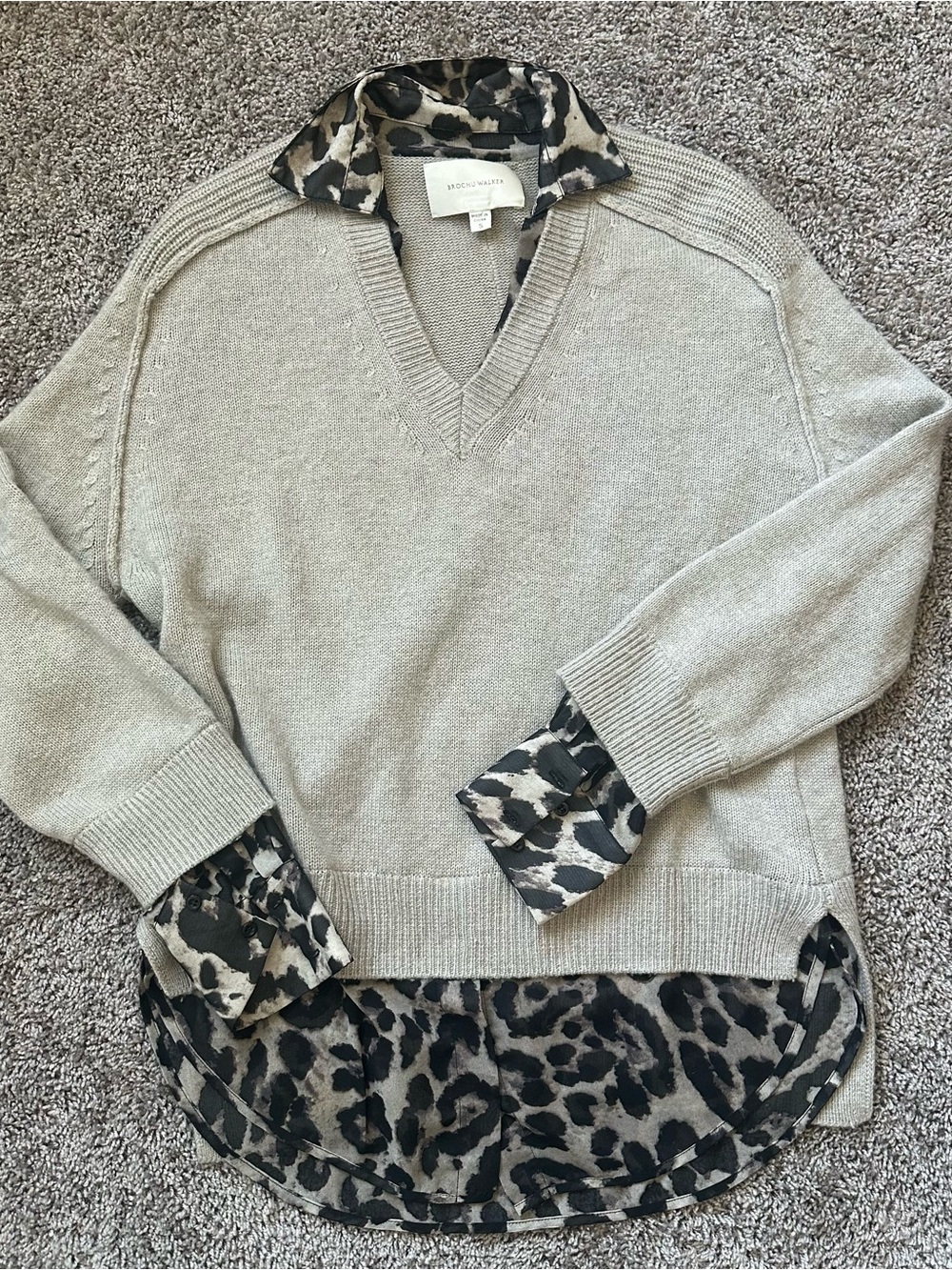 Brochu Walker Cream V-Neck Sweater with Leopard-Print Trim